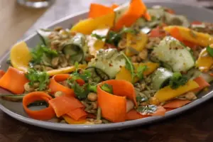 Protein-packed Mediterranean chicken salad bowl